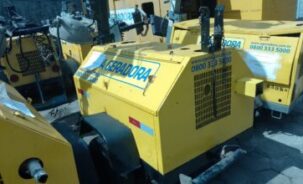 TORRE DE ILUMINACAO DIESEL 4000W 9MTS